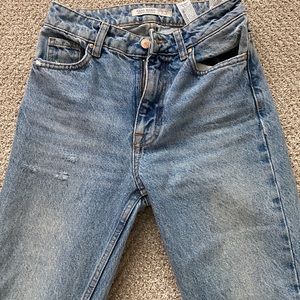 Zara high waisted distressed mom jean light wash